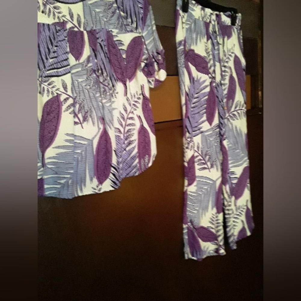 NWOT Small Jane + Delancey Purple floral Gorgeous Night/leisure Outfit - Picture 5 of 12
